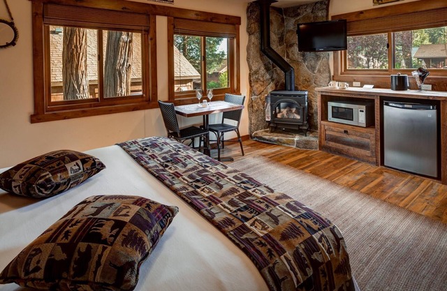 King Studio Cottage-Kabine-Ensuite mit Whirlpool-Wanne-Luxus