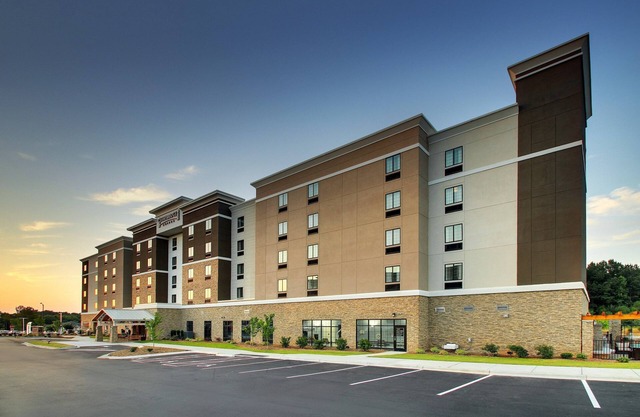 King Suite | Free Breakfast Buffet + Great for Business Travelers!