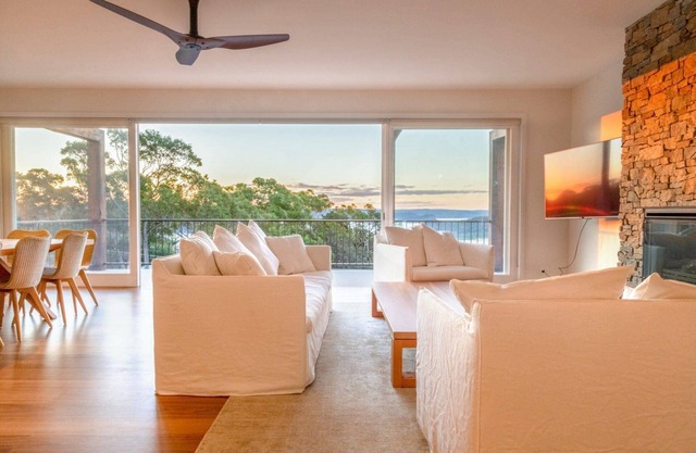 Kingfisher Palm Beach - leave all your stress behind