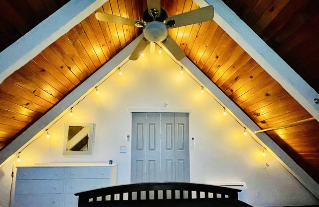 Kings ct. Cabin