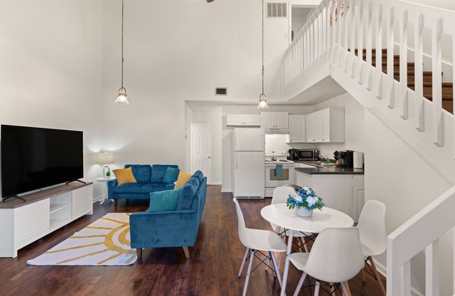 Kingsland Cove - 2 bed 2 bath Ensuite with High Speed Internet