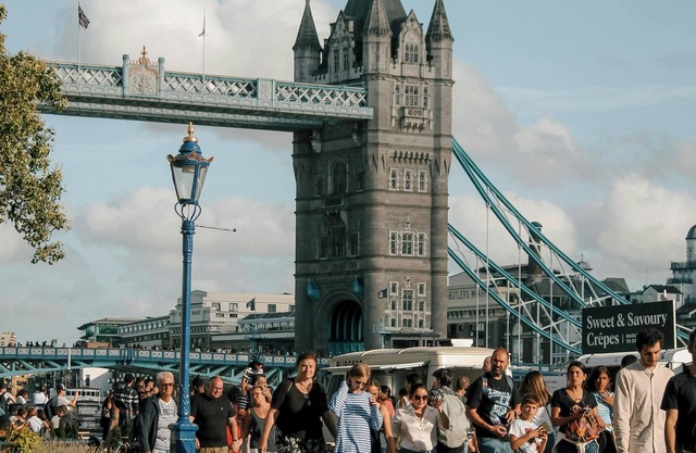 Kingston City Centre Studio | FreeParking+Netflix | ShortStays