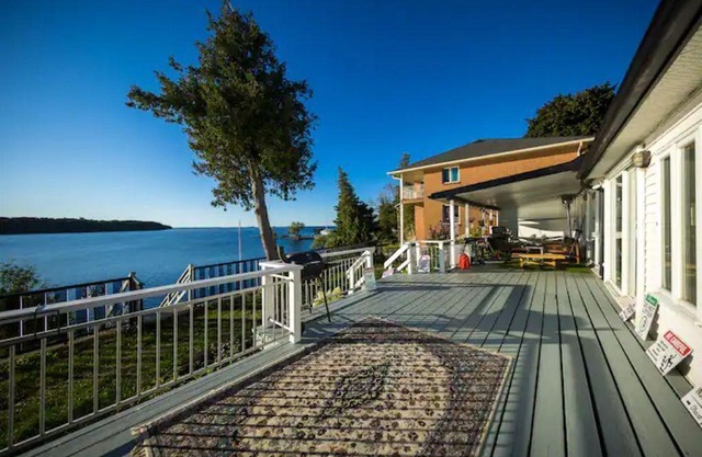 Kingston Lakehouse