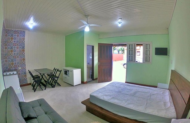 Kitnet Com Ar, em frente a Praia de Boracéia