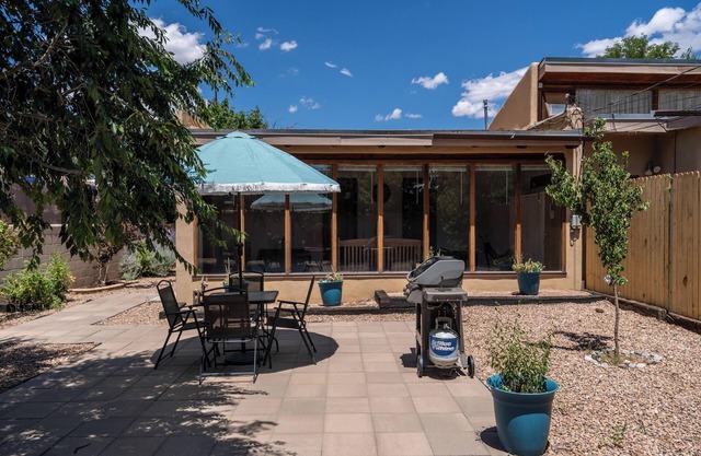 Kiva Cottage