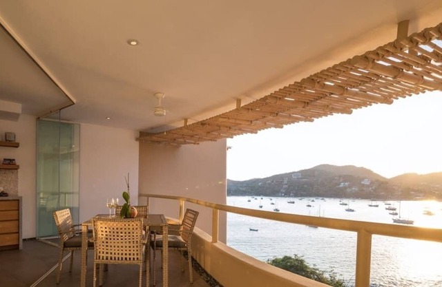 KK 401 Villa, Modern Sanctuary in front of the sea for adults only