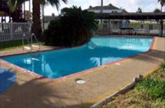 Knights Inn Corpus Christi at North Beach