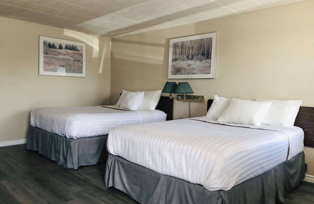 Knights Inn Fort Erie