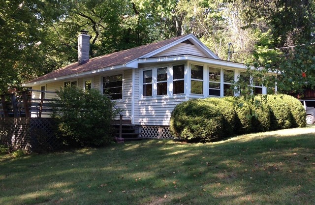 Knotty Pine Cottage w / Zugang zum See