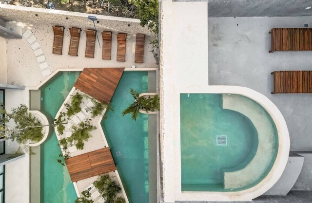 Koah Paradise Private Pool and Beach Club Access