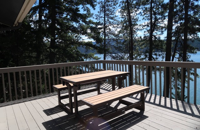 Kokanee Bay Beach House Lake Coeur d'Alene!