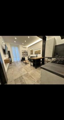 Koman House