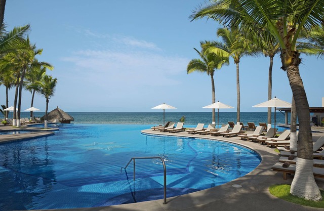 Krystal Grand Nuevo Vallarta – All Inclusive