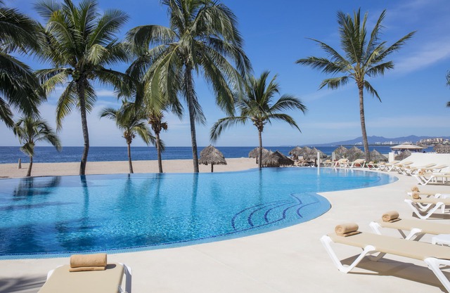 Krystal Vallarta - All Inclusive
