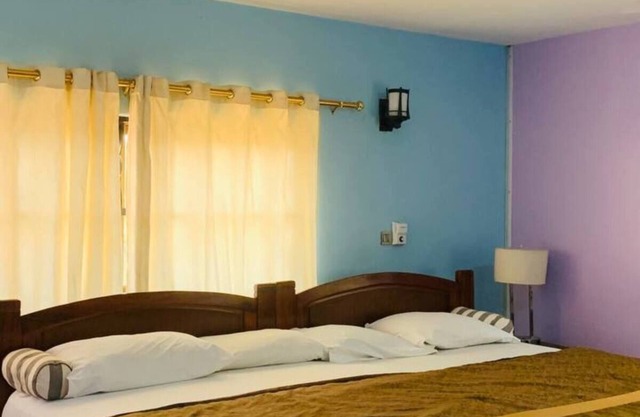 Kshoes lodge (Luxury Room)