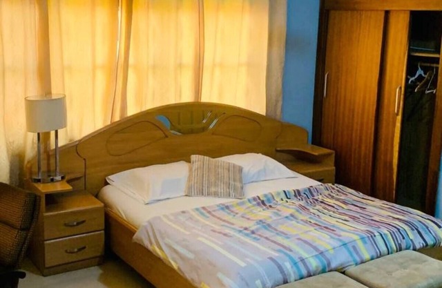 Kshoes lodge (Executive Room)