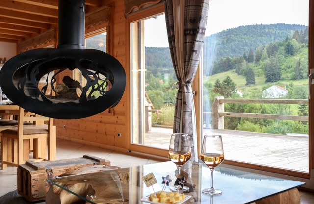 Authentisches, modernes, warmes und luxuriöses Chalet: Mit Sauna und Whirlpool