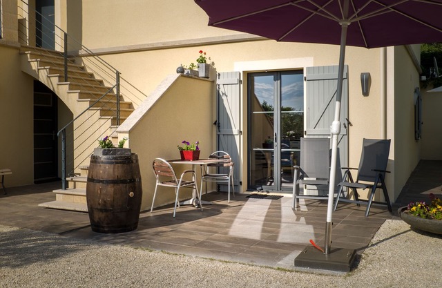 l'Olive: Luxus-Wohnung p 2 (+ Baby) mit privaten Terrasse und großem Swimmingpool