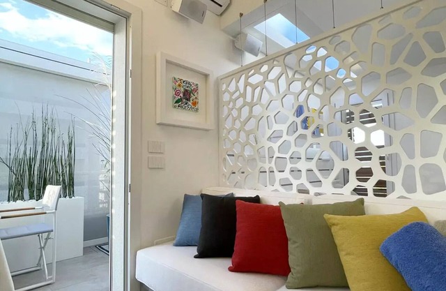 L9 - Heaven in a room 2 steps from blue flag beach
