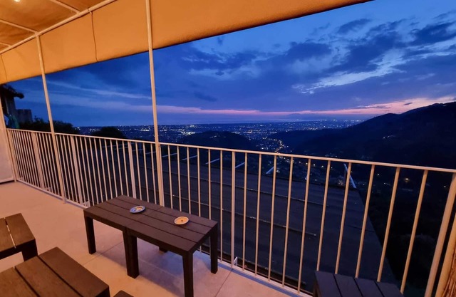 Haus in einem alten Dorf mit herrlichem Meerblick (bis zu 5 Personen)