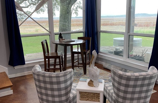 La Bocana Guesthouse on Lake Buchanan n