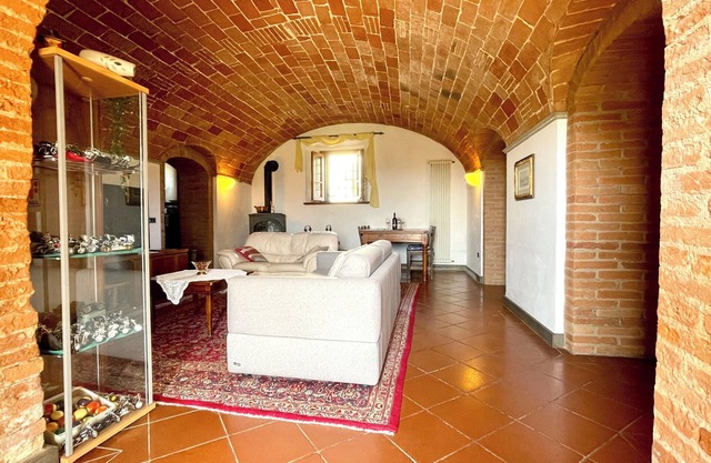 La Brucina - Holiday apartment with pool