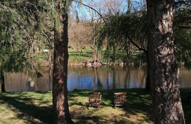 LA CABANE AUX ECREVISSES- FEET IN THE WATER