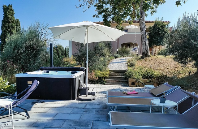 La Cantina-Cozy apartment in a Modern Country House in the heart of Tuscany