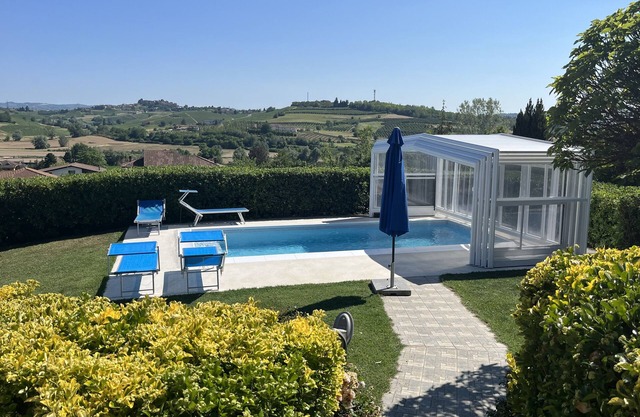 La Casa Blu, Villa mit privatem Pool in Monferrato Langhe, UNESCO-Weltkulturerbe