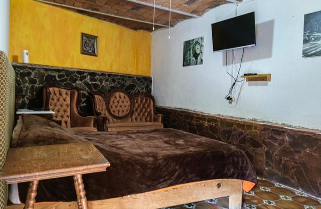 LA CASA DE LOS MANGOS AJIJIC