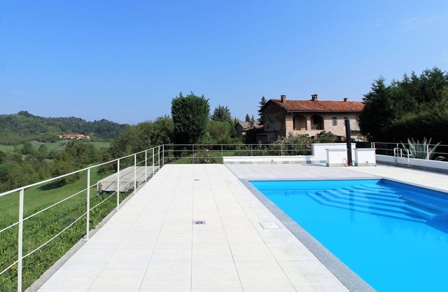 La Casa Dei Nonni, House With Private Pool, Torino