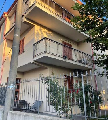 La casa dei tre platani