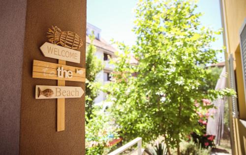 La Casa dell'Artista - 3' dal mare