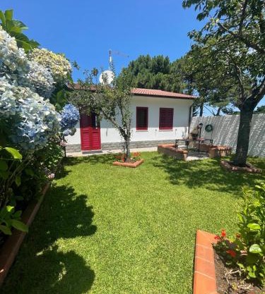 La Casa delle Ortensie Guest House