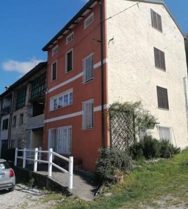 La casa sotto il pino