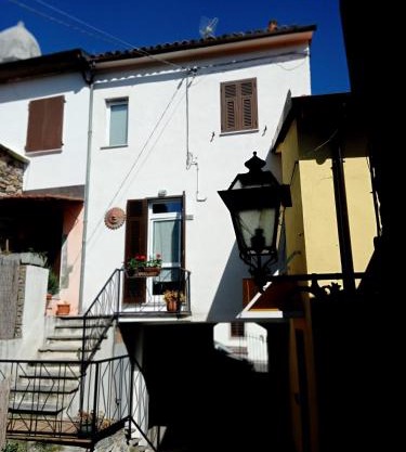 La "Casina nel borgo" , relax a un passo dalle 5 Terre