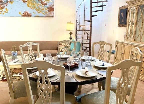 La Casita Azul