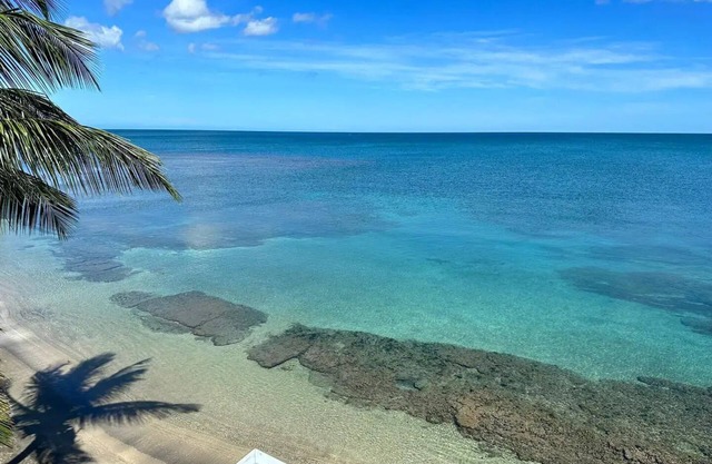 La Casita Beachfront Paradise House