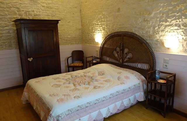 LA CHARMENTAISE Charmantes B & B vor den Toren von La Rochelle und dem Marais Poitevin