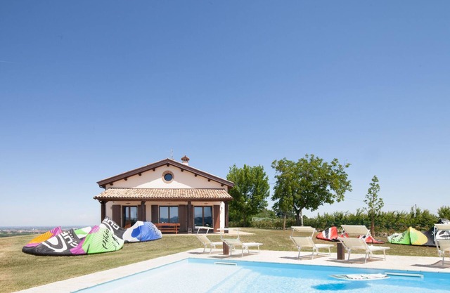 "La Collina" wunderschön restaurierte Bauernhausvilla in Hanglage mit Swimmingpool