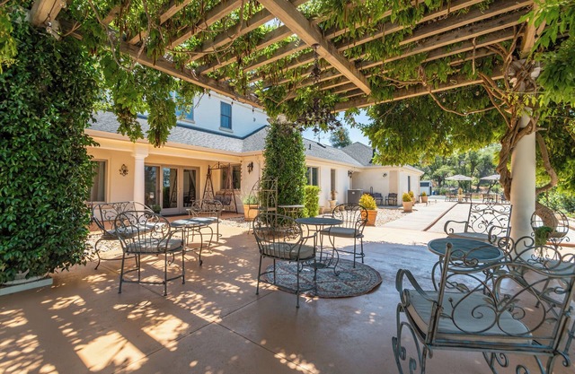 La Conac- Luxury Tuscan Inspired Home in Murphys