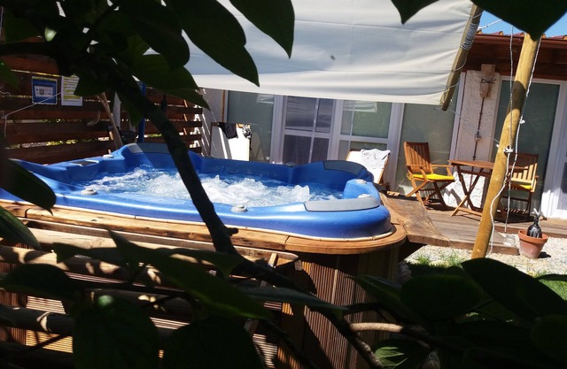 La Dolce Vita by Coral Riviera - Whirlpool im Freien - nahe am Strand