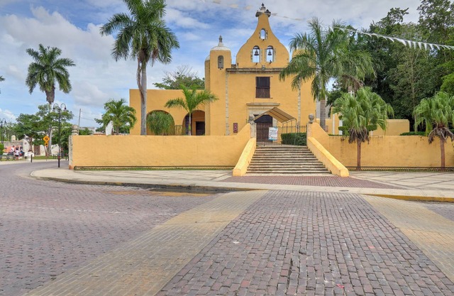 La Ermita Suites in Merida Centro with Pool - Historic Church Front