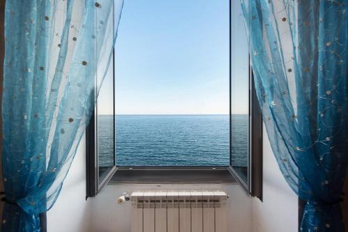 La Finestra sul Mare