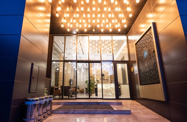La Flora House Otel