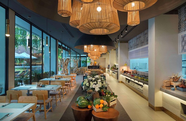 La Green Hotel & Residence