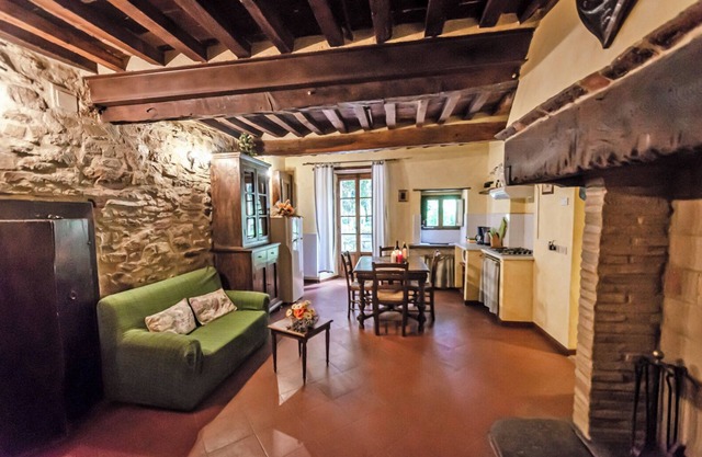 La Rocca - Farmhouse La Fattoria