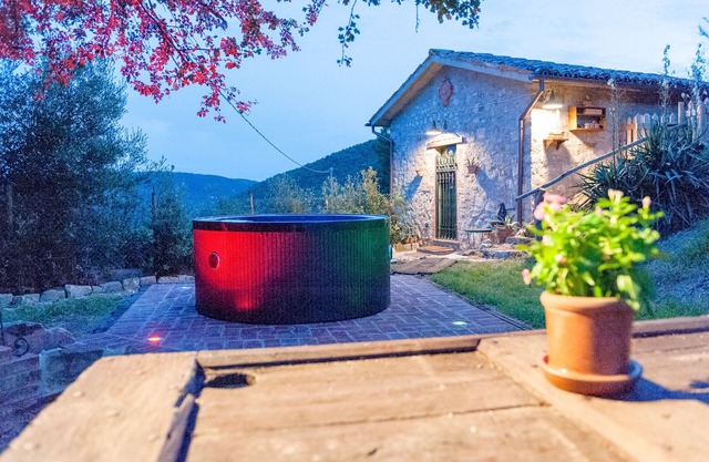 Die limonaia, Villa mit beheiztem Jacuzzi