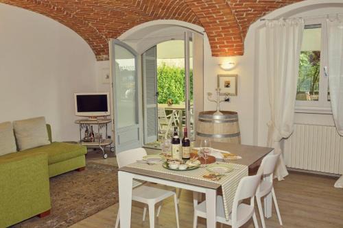 La Morra Suite
