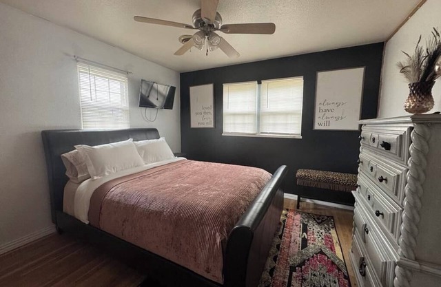 La Padilla Villa - Cozy 4BR in Stinnett